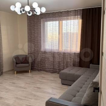 Сдается 2-х комнатная квартира, 64 м²