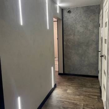 Продается 1-комнатная квартира, 42 м²