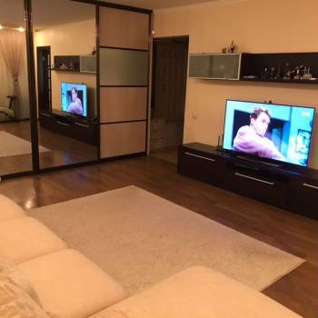 Сдается Многокомнатная квартира, 75 м²