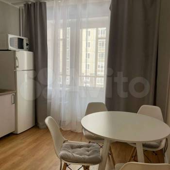 Сдается 1-комнатная квартира, 37 м²