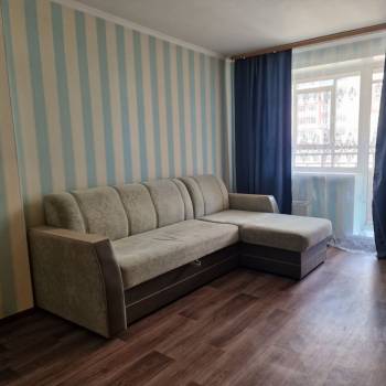 Сдается 1-комнатная квартира, 42 м²