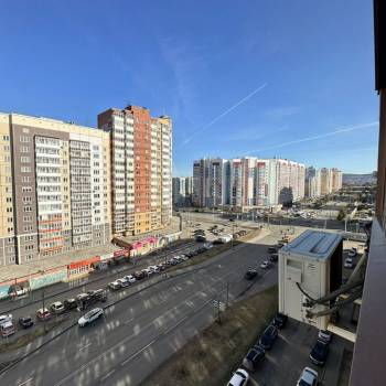 Продается 1-комнатная квартира, 42 м²