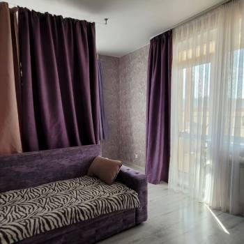 Продается 1-комнатная квартира, 42 м²