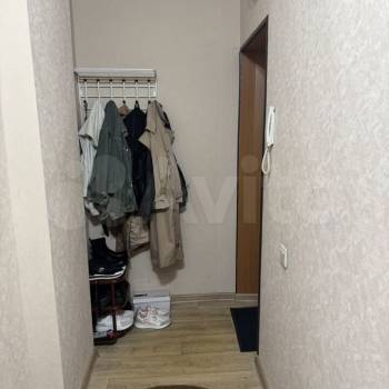 Продается 1-комнатная квартира, 32 м²