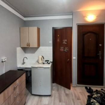 Продается 1-комнатная квартира, 12 м²