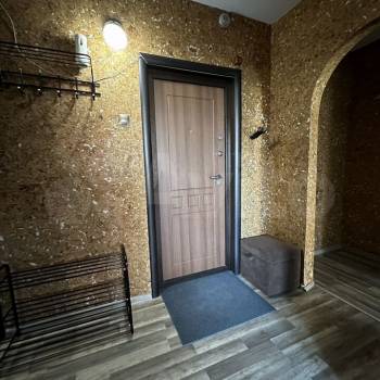 Сдается 1-комнатная квартира, 42 м²