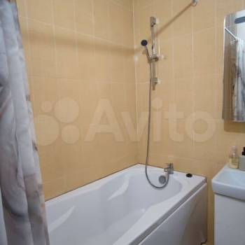 Сдается 2-х комнатная квартира, 65 м²