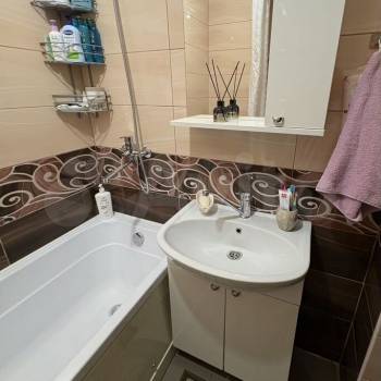 Продается 1-комнатная квартира, 40 м²