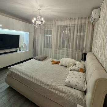 Продается 1-комнатная квартира, 28 м²