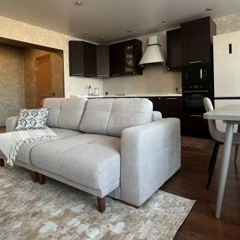 Сдается Многокомнатная квартира, 102,4 м²