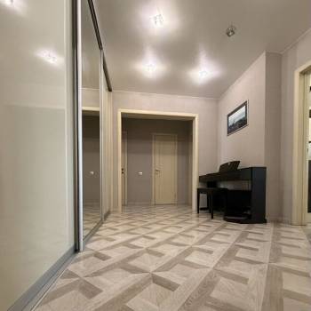 Продается 3-х комнатная квартира, 80 м²