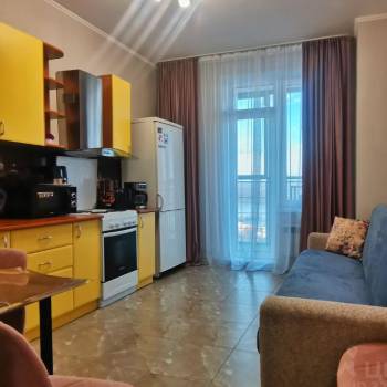 Сдается 1-комнатная квартира, 55 м²