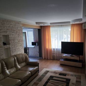 Сдается Многокомнатная квартира, 64 м²