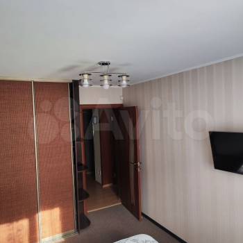 Сдается Многокомнатная квартира, 64 м²