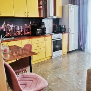 Сдается 1-комнатная квартира, 50 м²