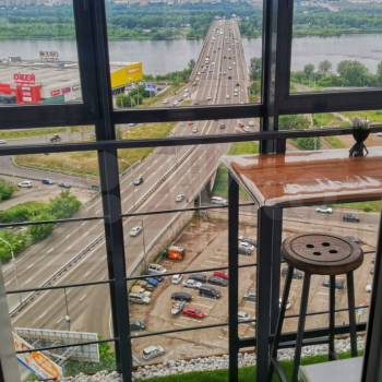 Сдается 1-комнатная квартира, 50 м²