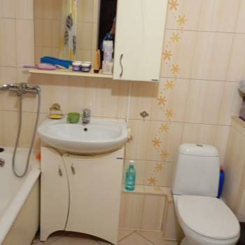 Продается 1-комнатная квартира, 46 м²