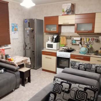 Продается 1-комнатная квартира, 46 м²