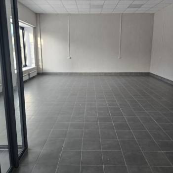 Сдается Нежилое помещение, 74 м²