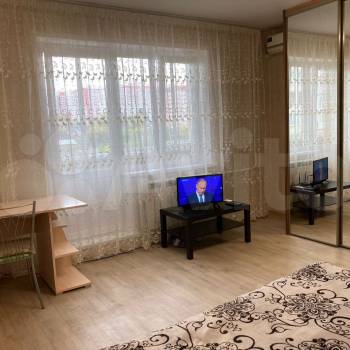 Сдается 1-комнатная квартира, 36 м²