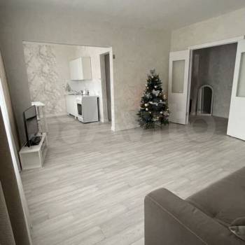 Сдается 2-х комнатная квартира, 60 м²