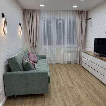 Сдается 1-комнатная квартира, 38 м²