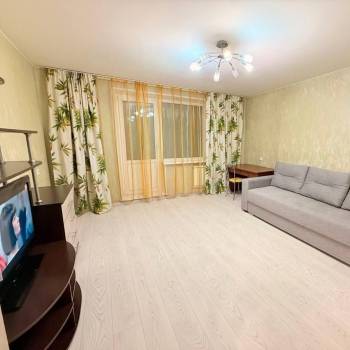 Сдается 1-комнатная квартира, 42 м²