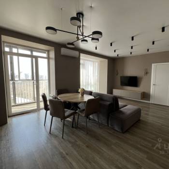 Продается 2-х комнатная квартира, 63 м²