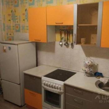 Сдается 1-комнатная квартира, 42 м²