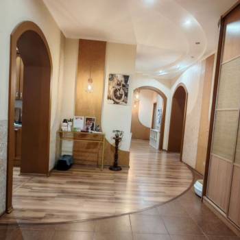 Продается Многокомнатная квартира, 150,7 м²