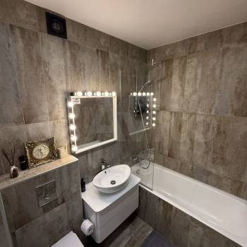 Сдается 1-комнатная квартира, 48 м²