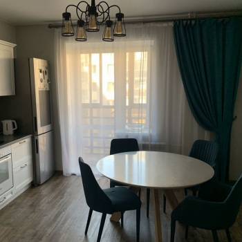 Сдается Многокомнатная квартира, 93 м²