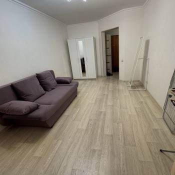 Сдается 1-комнатная квартира, 43 м²