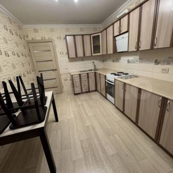 Сдается 1-комнатная квартира, 43 м²