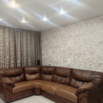 Продается Многокомнатная квартира, 81 м²