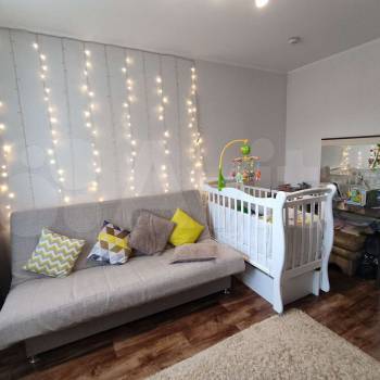 Продается 1-комнатная квартира, 32 м²