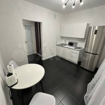 Сдается 1-комнатная квартира, 38 м²