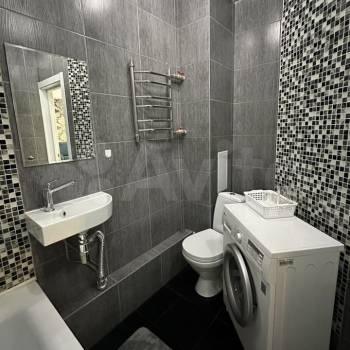 Сдается 1-комнатная квартира, 38 м²