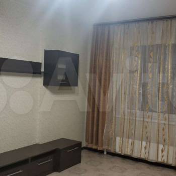 Сдается 1-комнатная квартира, 47 м²