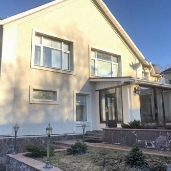 Продается Дом, 320 м²