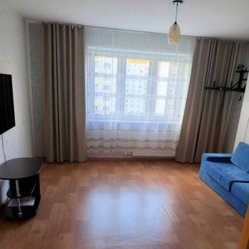 Продается 1-комнатная квартира, 40,3 м²