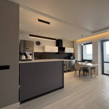 Продается Многокомнатная квартира, 77,6 м²