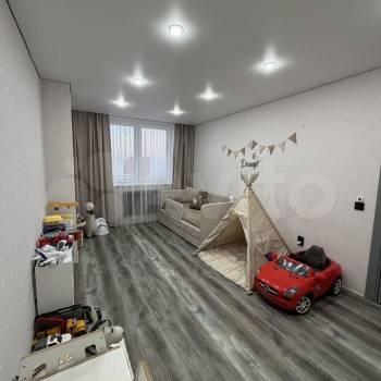 Продается 3-х комнатная квартира, 93 м²