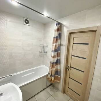 Продается 2-х комнатная квартира, 60 м²