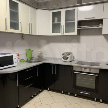 Сдается Многокомнатная квартира, 80 м²