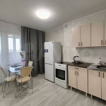 Сдается 1-комнатная квартира, 36 м²