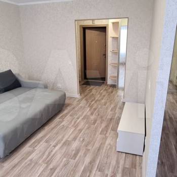 Сдается 1-комнатная квартира, 42 м²