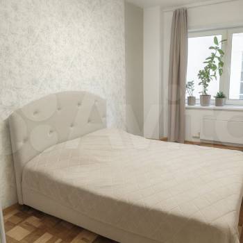 Продается 1-комнатная квартира, 46 м²