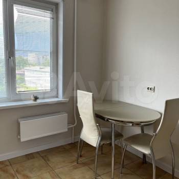 Сдается Многокомнатная квартира, 80 м²