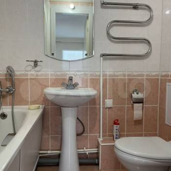 Сдается Многокомнатная квартира, 80 м²